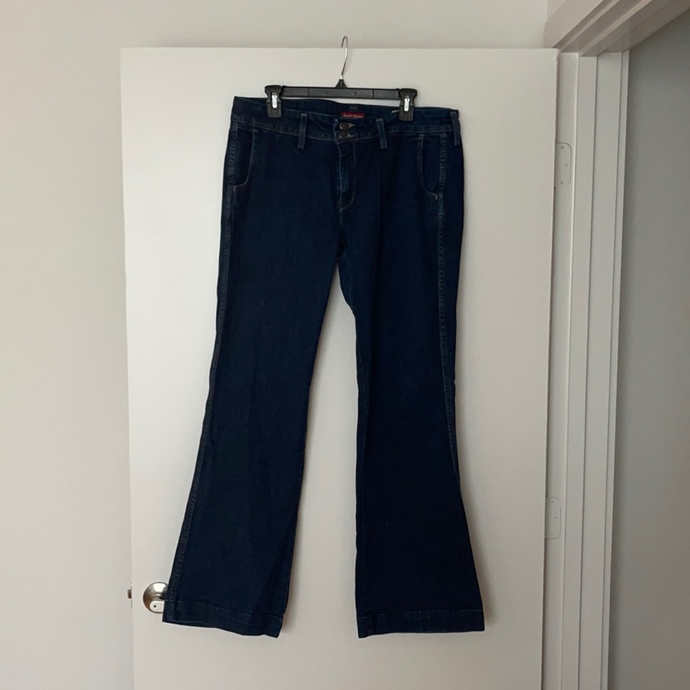 Women’s Levi’s Jeans